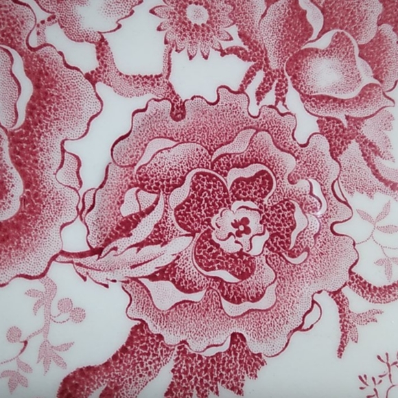 🟢Johnson Brothers   Saucers   (No cups)  FINAL - Picture 6 of 10